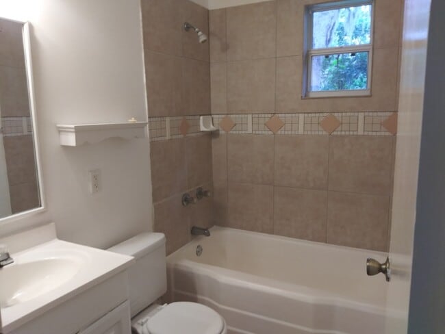 Foto del edificio - 521 S Crest Ave