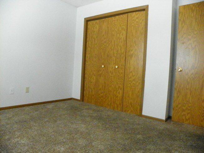 Building Photo - 16 Aossey Ln SW