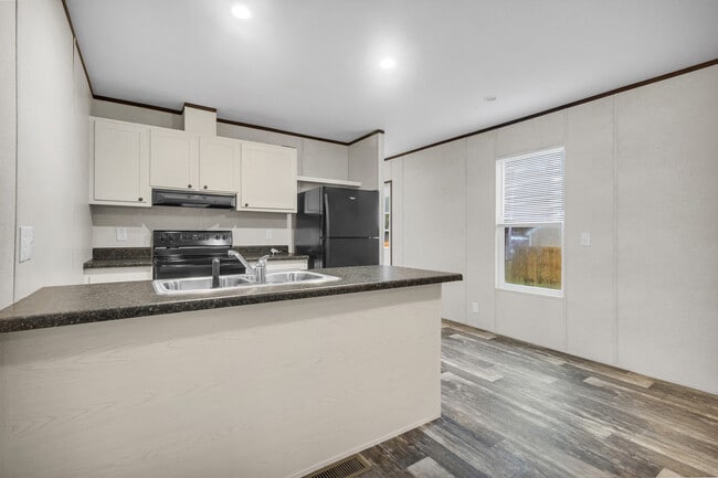 Building Photo - 108 Gladewood Cir