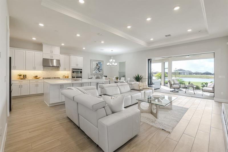 Foto principal - 9796 Santini Rd