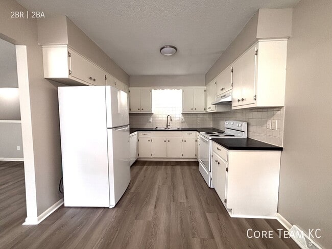 Building Photo - 4723 Mercier St
