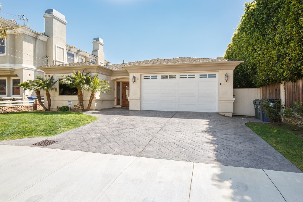 Photo - 2104 Perry Ave (Redondo Beach, CA)