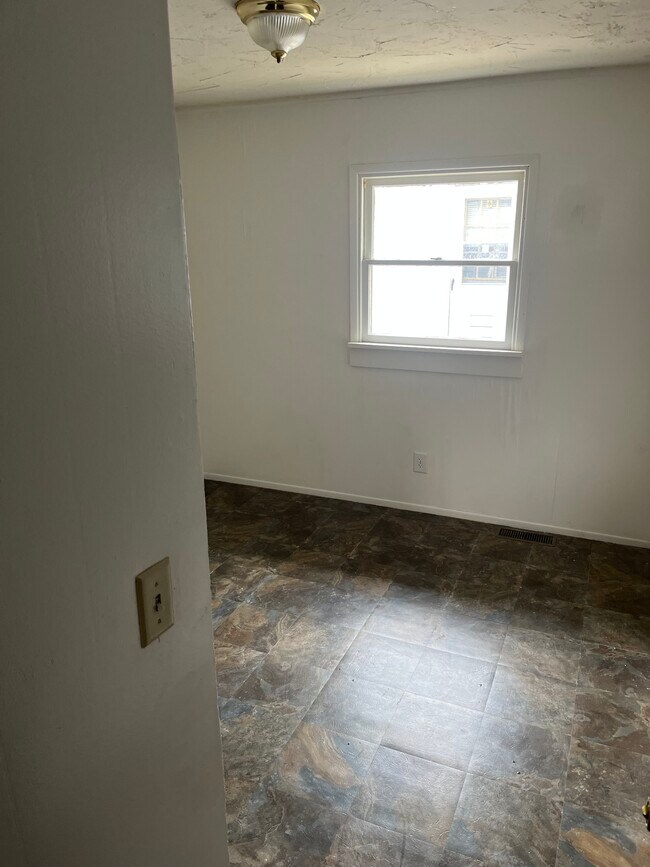 Foto del edificio - 4776 E 174th St