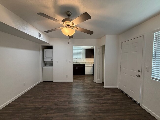 Interior Photo - The Davenport