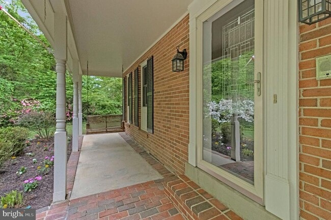 Building Photo - 4329 Mount Vernon Memorial Hwy