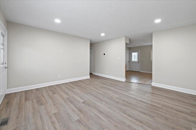 Foto del edificio - 8203 Penway St