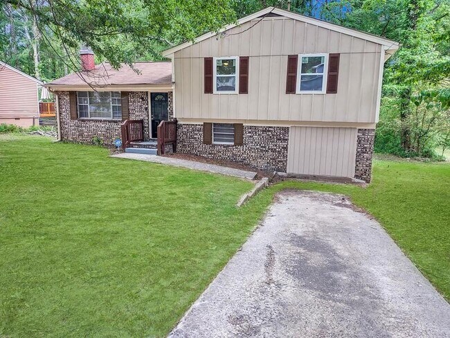 Building Photo - 6675 Cedar Hurst Trail