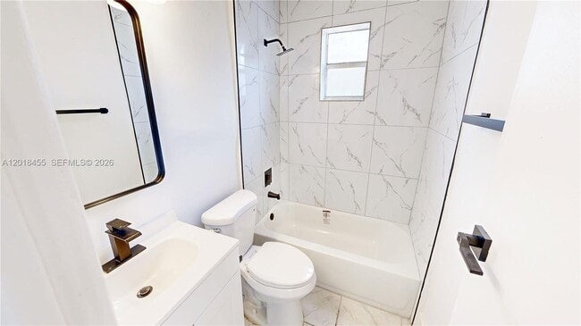 Foto del edificio - 2760 NW 58th St