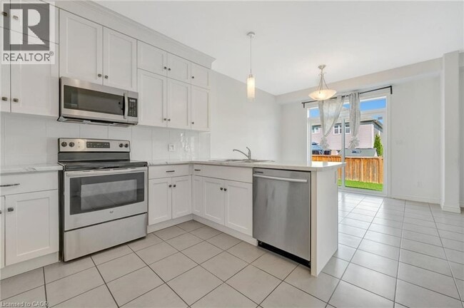 Photo du bâtiment - 118 Elmbank Trail