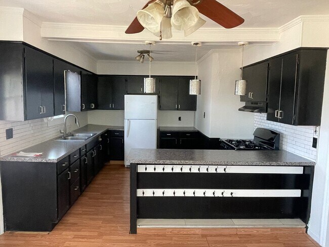 Foto del edificio - 2175 Ashbury Ct