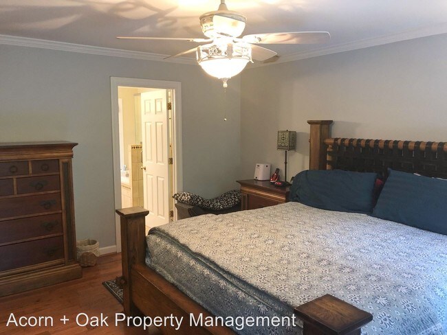 Foto del edificio - 4 br, 3 bath House - 147 Dover Rd.
