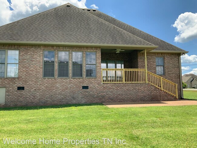 Building Photo - 3 br, 3 bath House - 1717 Clover Drive