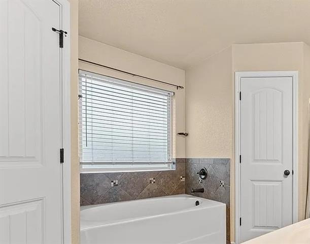 Building Photo - 205 E Little Dipper Dr