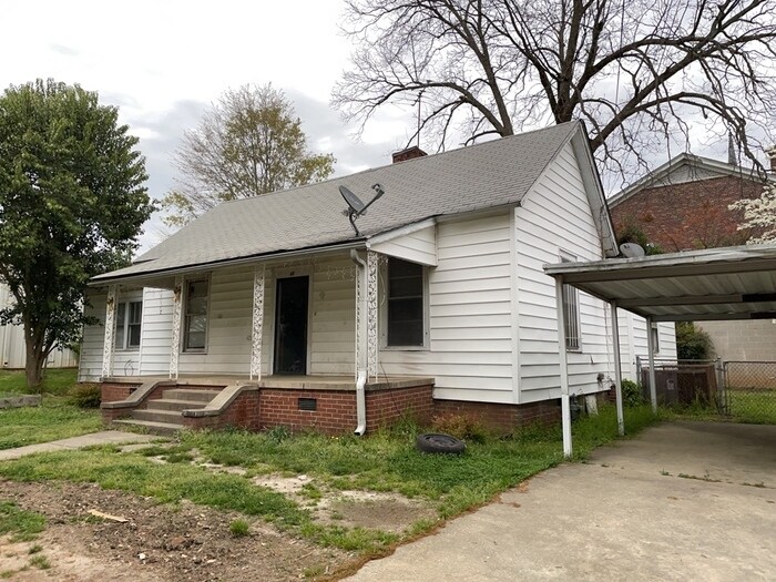 Primary Photo - 3 Bedroom in Anderson