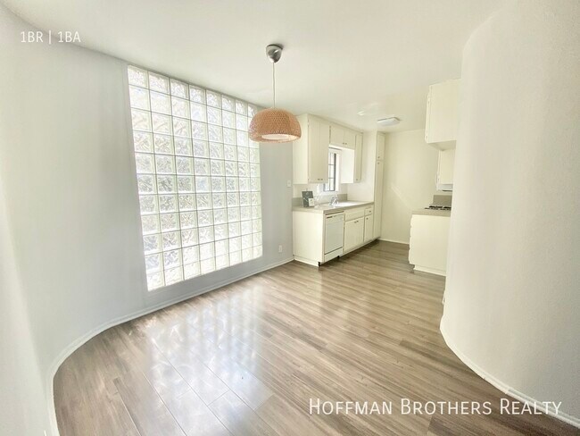 Foto del edificio - 5107 Inglewood Blvd