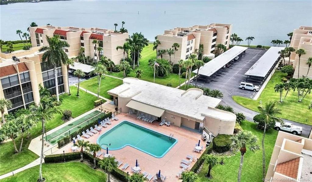 Building Photo - 3392 NE Causeway Blvd