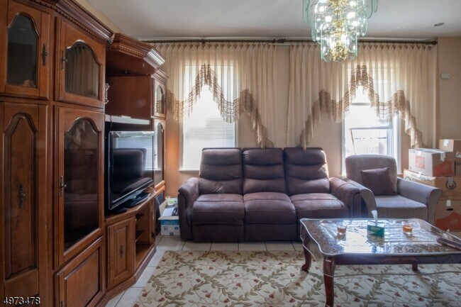 Foto del edificio - 339 Paxton St