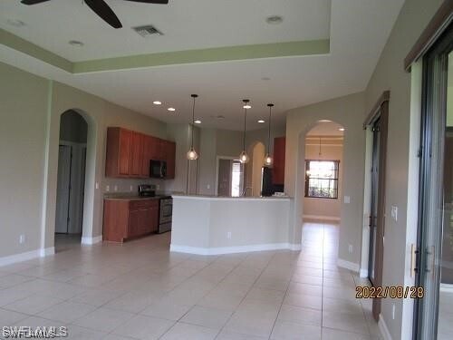 Foto del edificio - 12556 Astor Pl