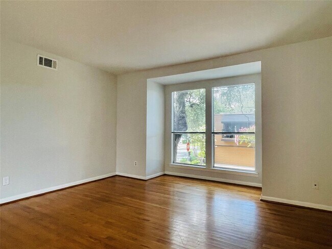 Foto del edificio - 3420 Mt Vernon St