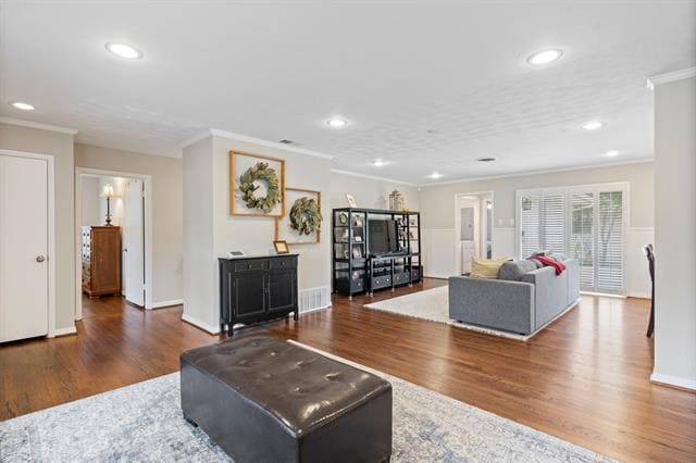 Foto del edificio - 9203 Livenshire Dr