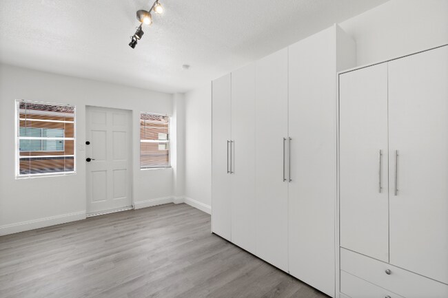 Foto del edificio - 919 16th Ave N