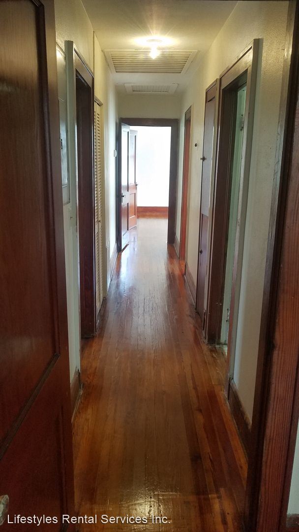 Building Photo - 3 br, 1 bath House - 6410 N Pearl St