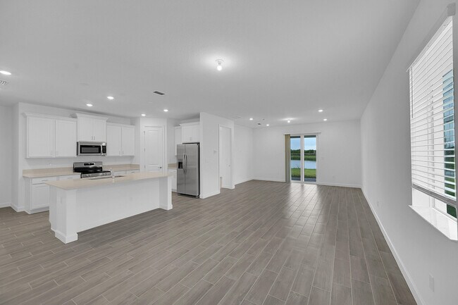 Foto del edificio - 3550 Angler Dr
