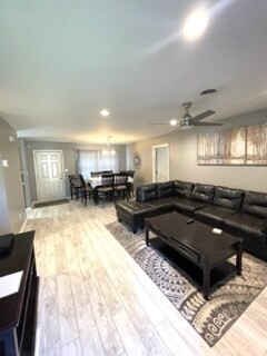 Building Photo - 30 Foxcroft Ln