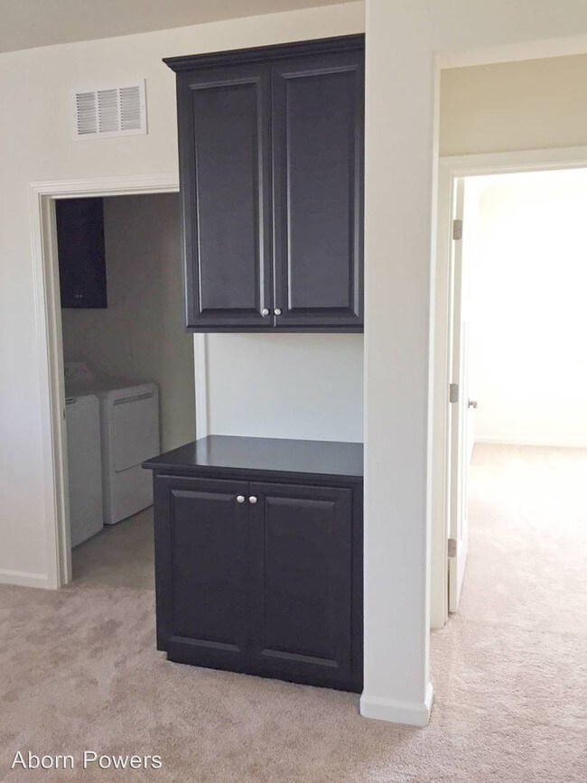 Building Photo - 4 br, 3 bath House - 8138 Avanti Drive