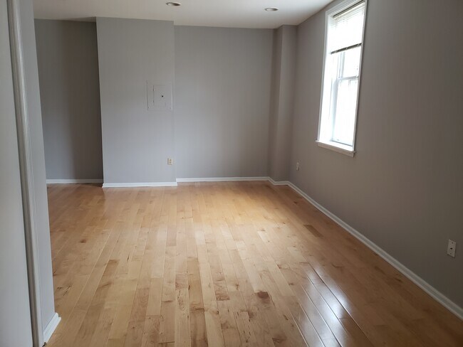 Foto del edificio - 147 N 3rd St