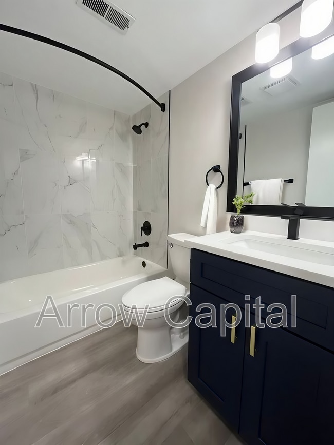 Foto del edificio - 3619 N 60th St