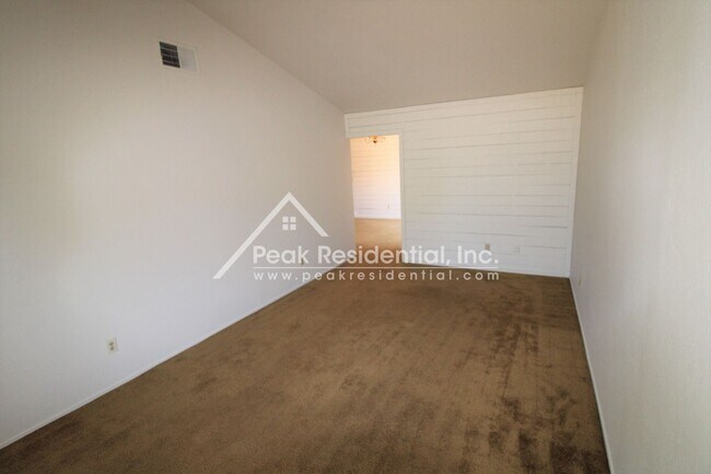 Building Photo - 2 br, 2 bath House - 5527 Towhee Way