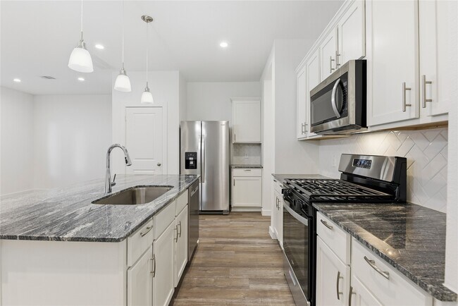 Foto del edificio - 3022 La Latina Dr