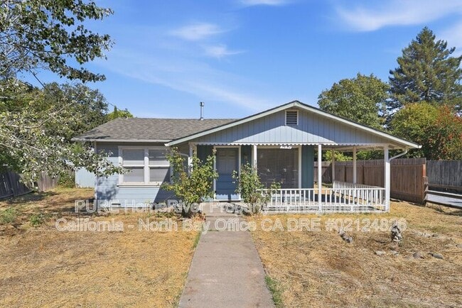 Building Photo - 1230 Clover Dr