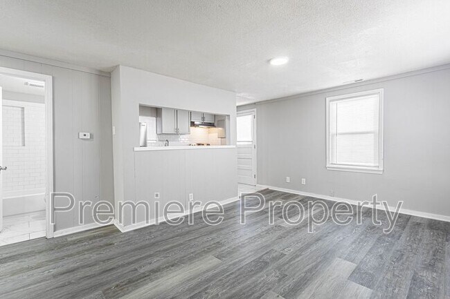 Foto del edificio - 816 S Woodland Ave