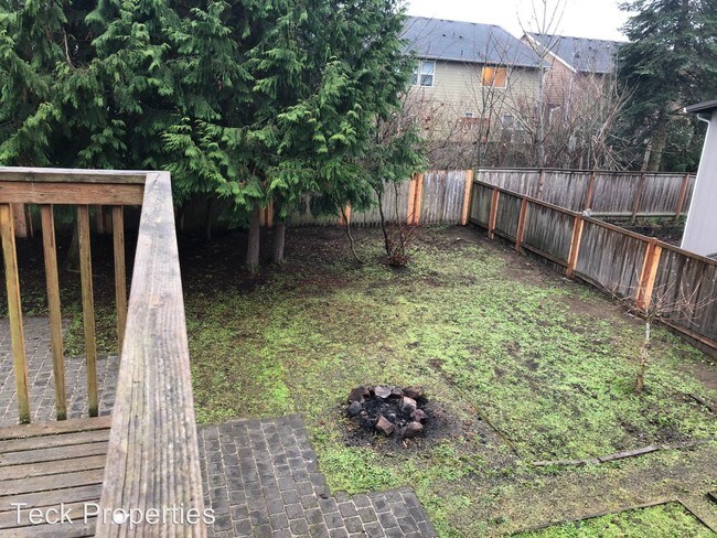 Building Photo - 5 br, 3 bath House - 8404 49th Loop SE