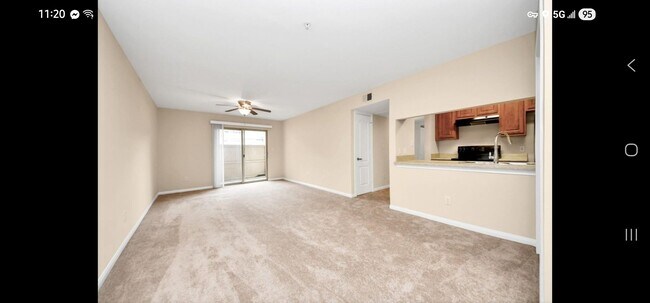 Foto del edificio - 8415 Hearth Dr