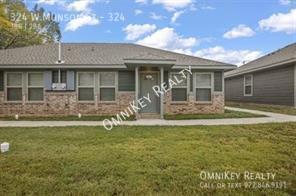 Foto principal - 324 W Munson St