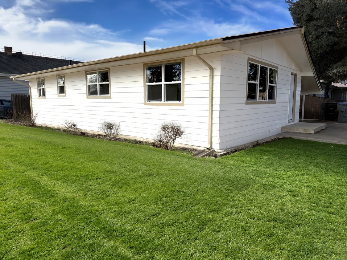 Photo - 1503 Gay St (Longmont, CO)