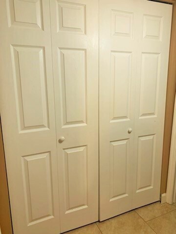 Laundry Closet - 141 Lamotte Drive