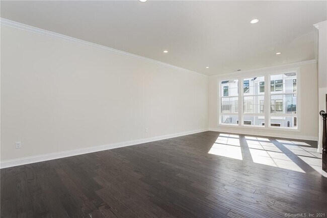 Foto del edificio - 46 Brentwood Cir