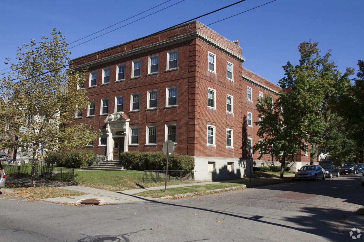 Foto principal - Neil Manor
