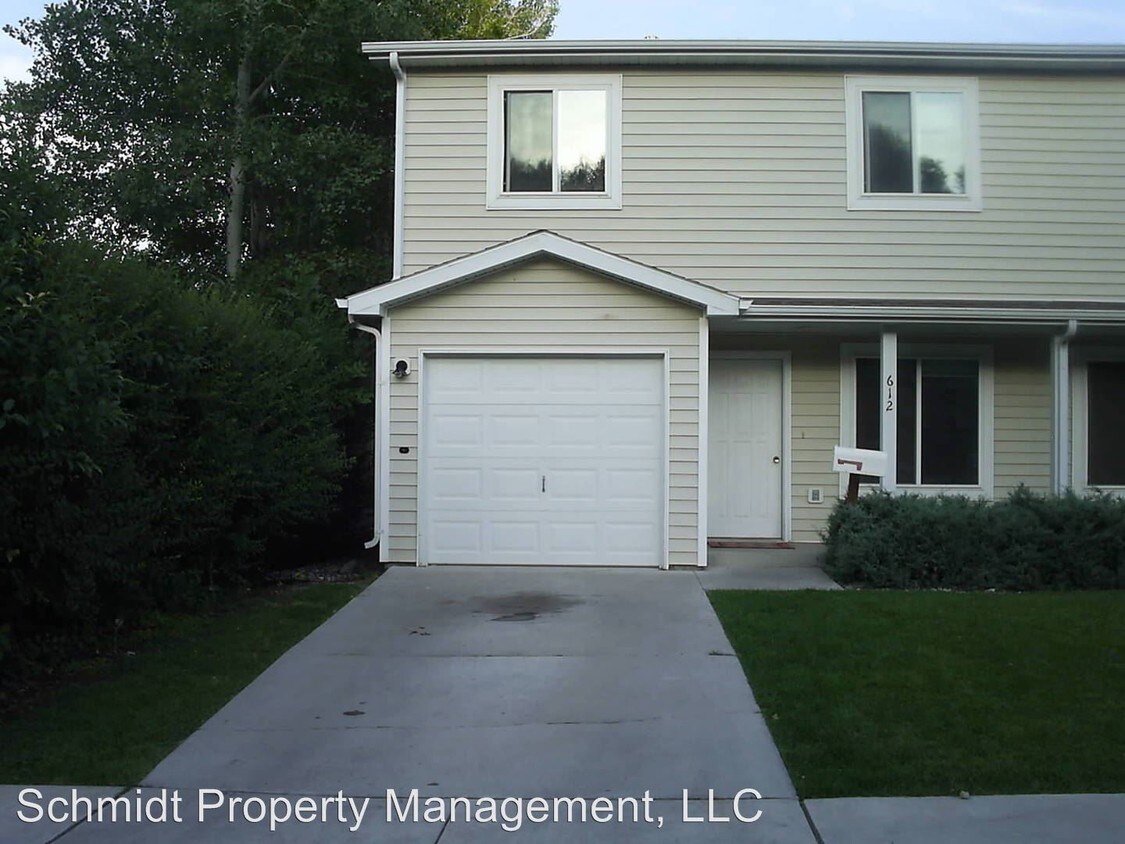 Primary Photo - 3 br, 2 bath Apartment - 612 South 15th Ave
