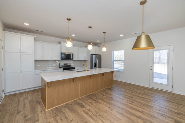 Foto del edificio - Brand New 4bd/2.5bath Home in Stonebridge Fairways- MOVE IN READY