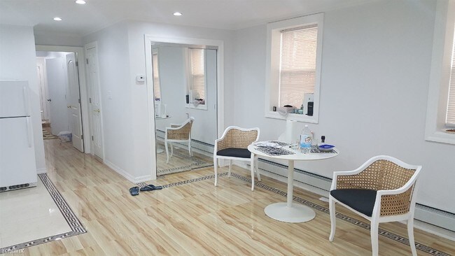 Foto del edificio - 139-50 85th Dr