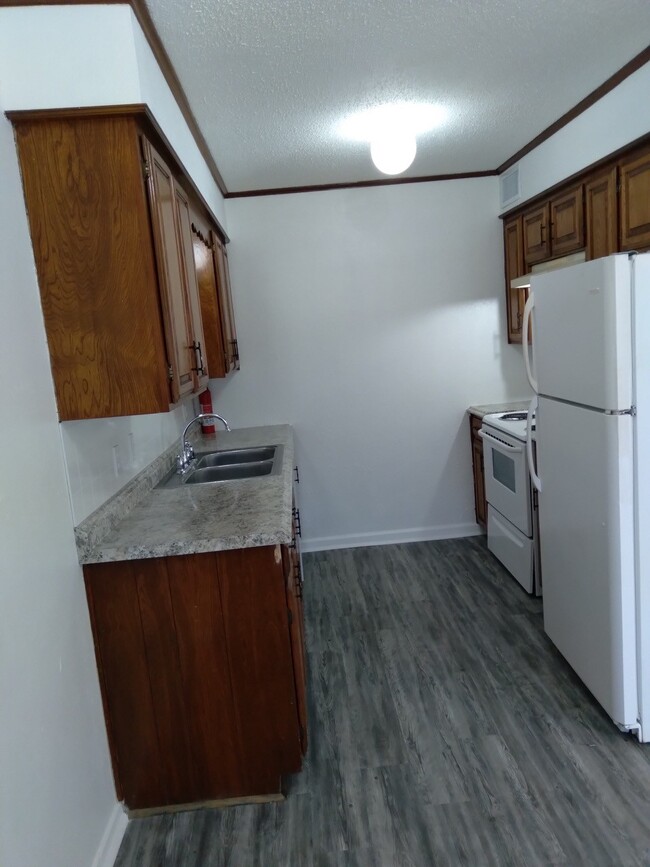 Updated Kitchen - Eastgate Apartments