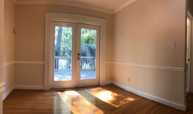 Building Photo - 3327 Auburn Ave
