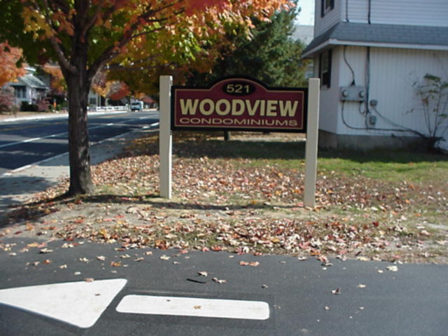 Foto del edificio - Woodview Condominiums