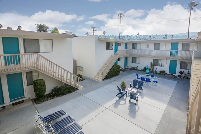 Sea Breeze Apartments At The Beach Redondo Ca Building Photo Sea Breeze Apartments At The Beach