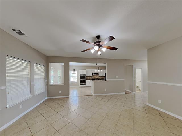 Foto del edificio - 628 Bay Laurel Ln